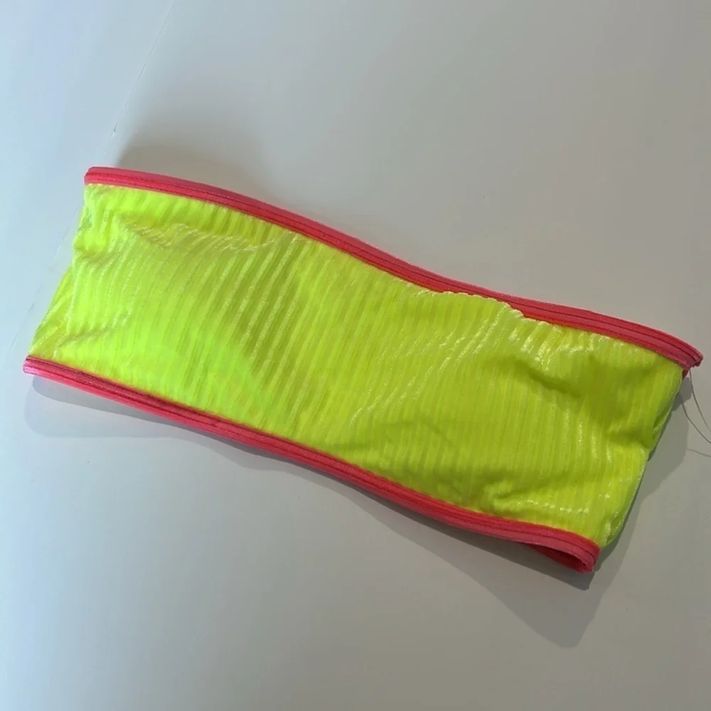Dippin' Daisy's Fluorescent yellow bikini swim tub top size small new